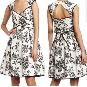 Jessica Simpson 50s Style Dress, Size